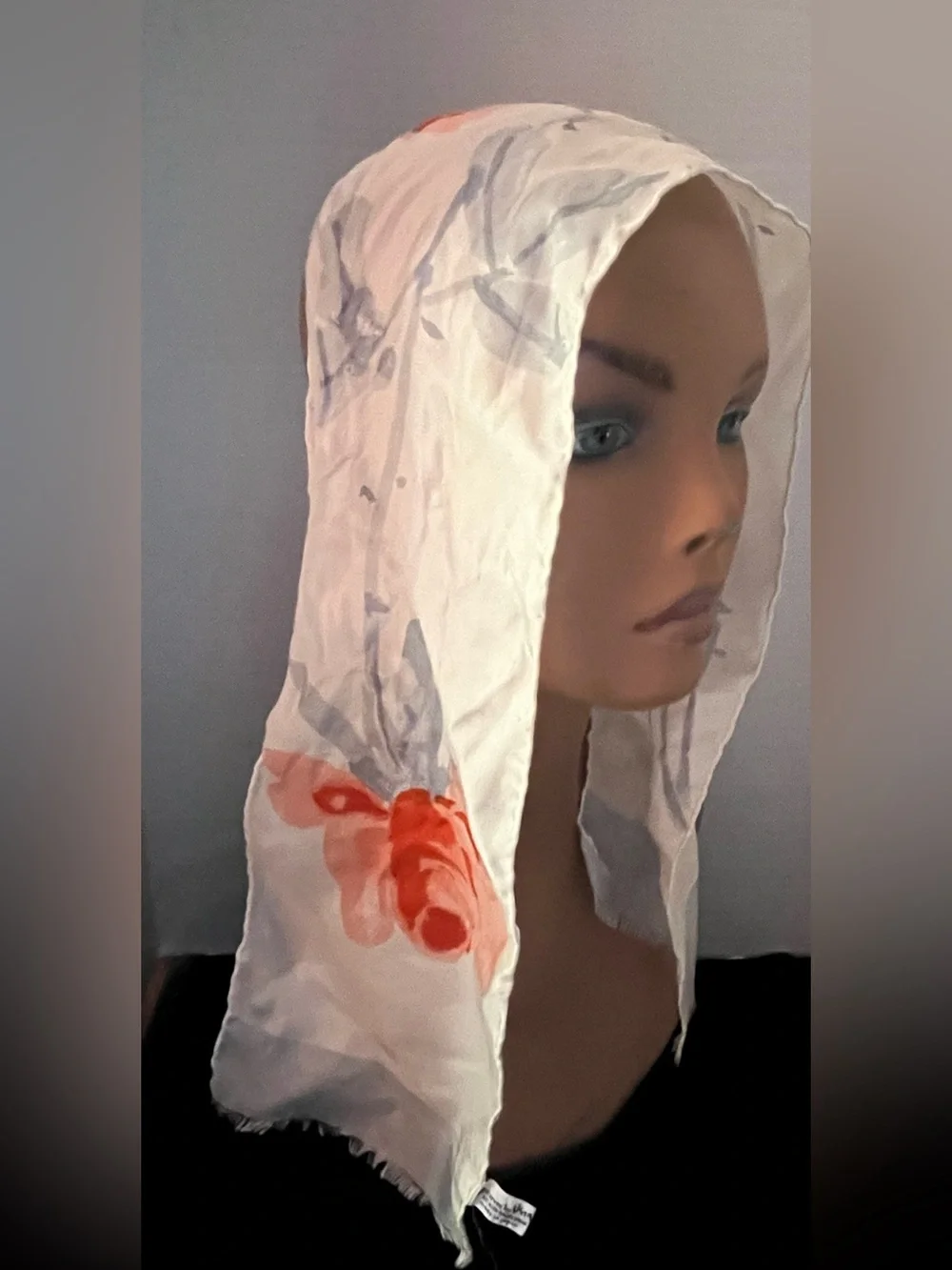 Vera Vintage White Floral Silk Scarf - Japan